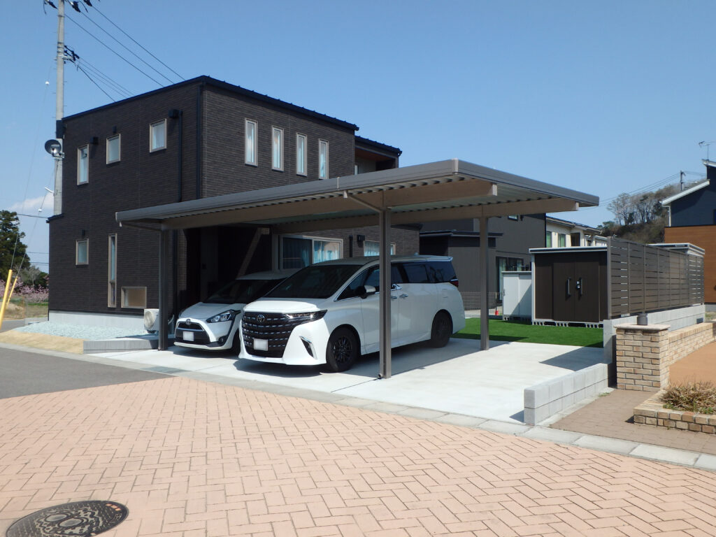 あなたの街の外構屋さん　施工事例 カーポート 舗装 駐車場  福島県伊達市