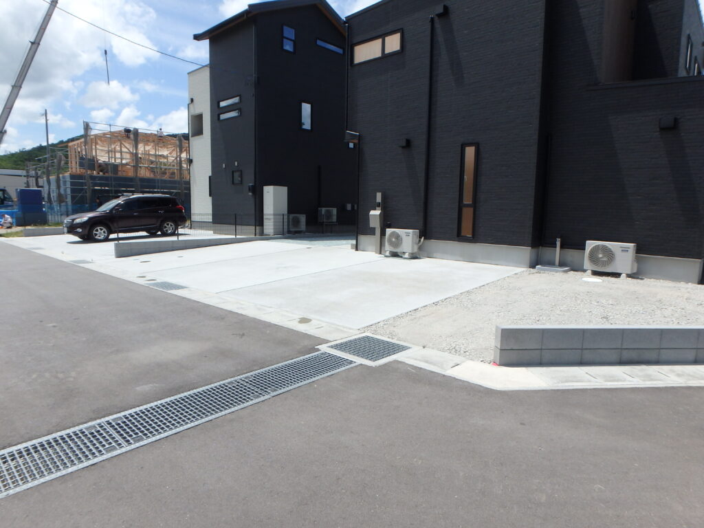 あなたの街の外構屋さん 福島市 施工事例 郵便受け 駐車場舗装